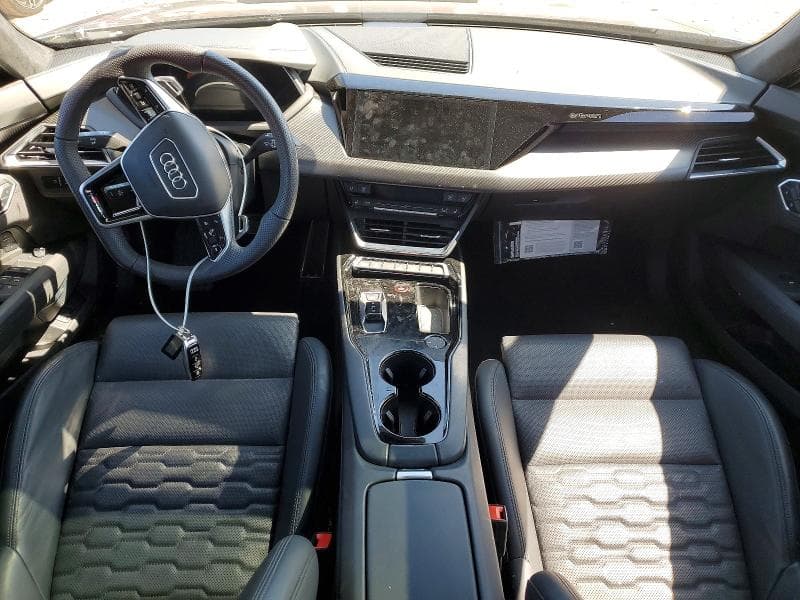 2024 AUDI RS E-TRON GT 8