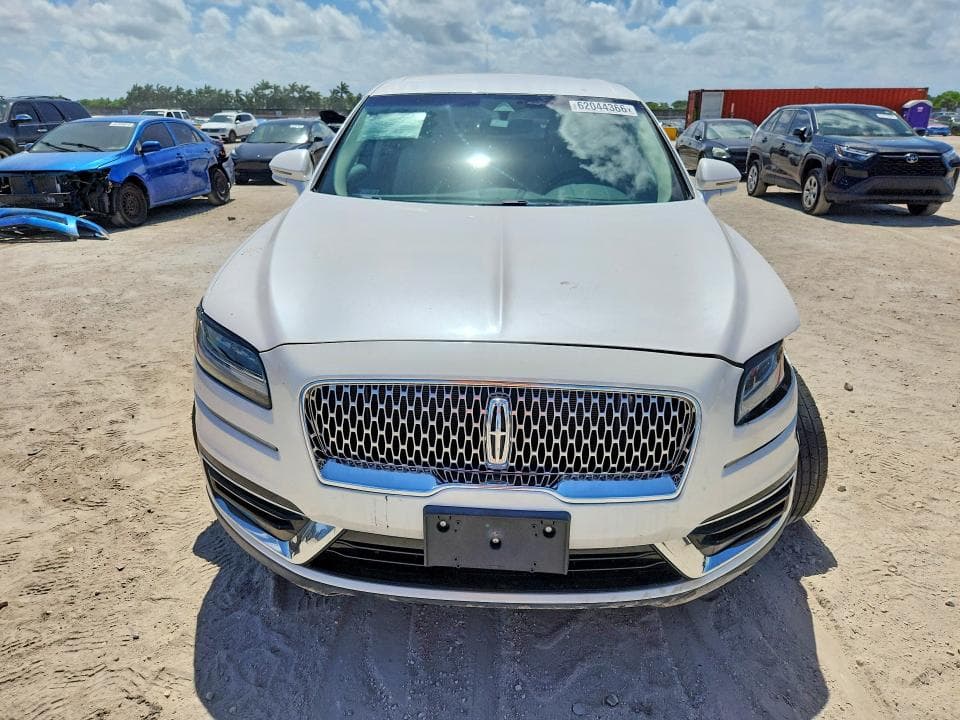 2019 LINCOLN NAUTILUS SELECT 5