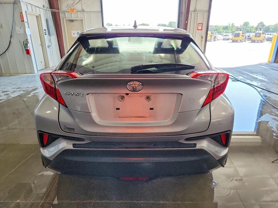 2018 TOYOTA C-HR XLE PREMIUM 6