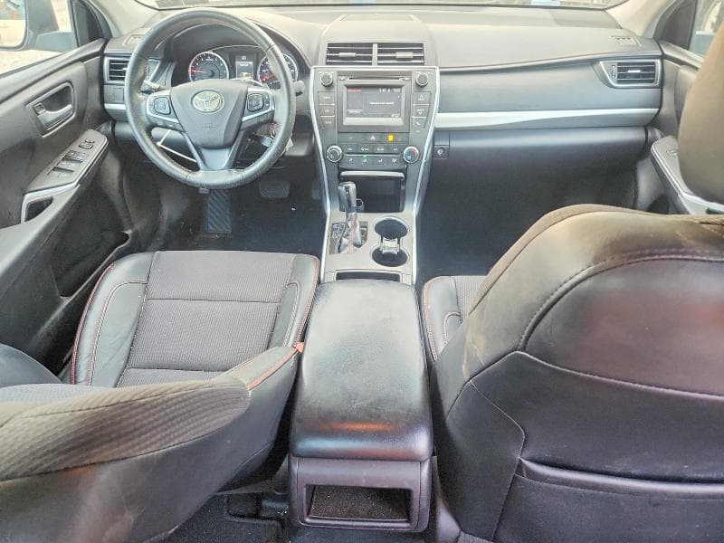 2017 TOYOTA CAMRY SE 8
