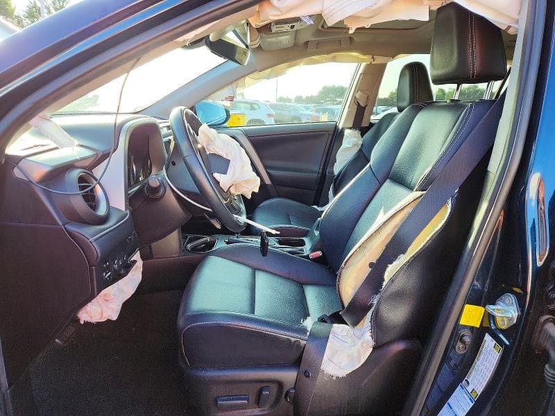 2017 TOYOTA RAV4 PLATINUM 7