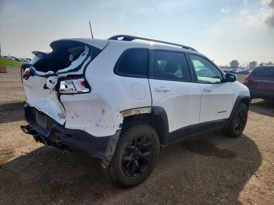 2018 JEEP CHEROKEE TRAILHAWK 3