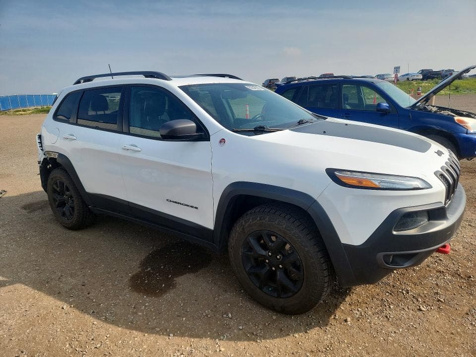 2018 JEEP CHEROKEE TRAILHAWK 4