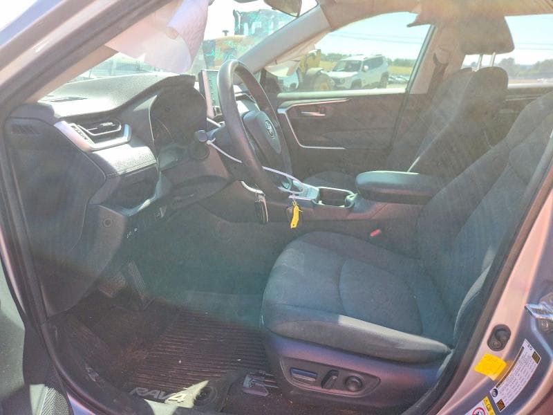 2019 TOYOTA RAV4 XLE 7