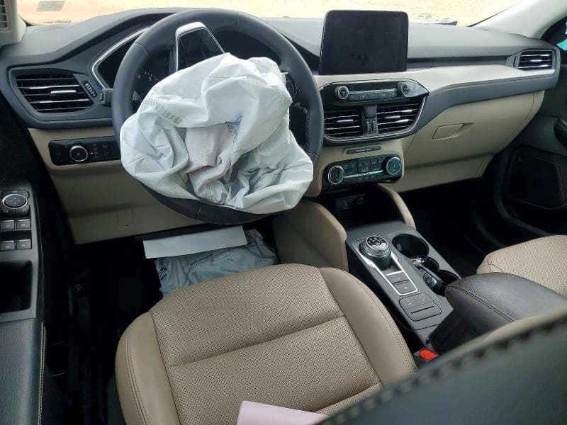 2022 FORD ESCAPE SEL 8