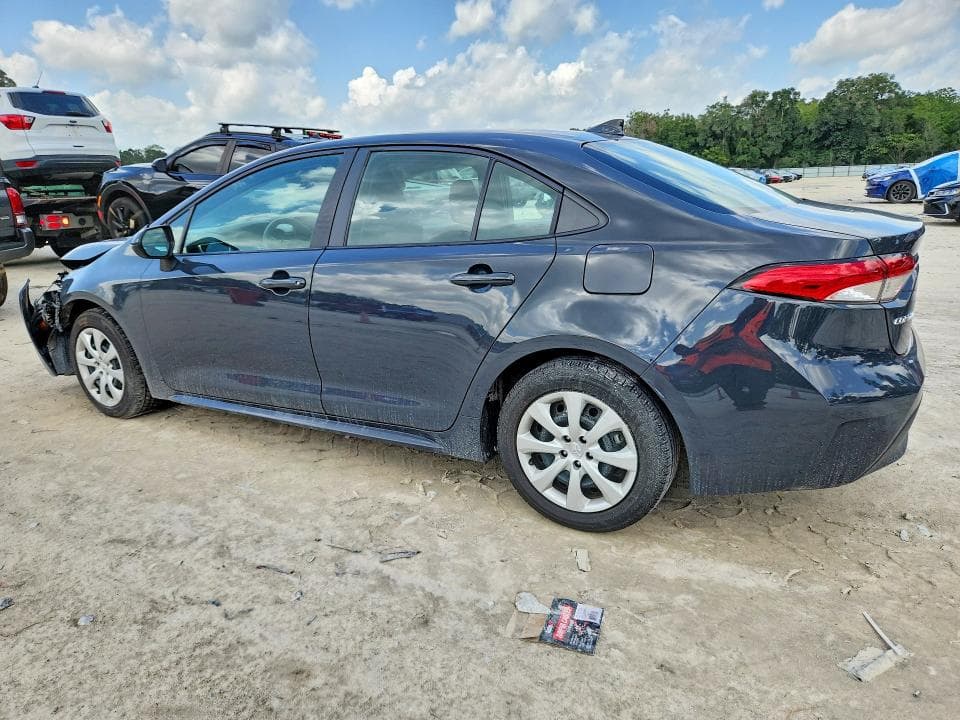 2024 TOYOTA COROLLA LE 2
