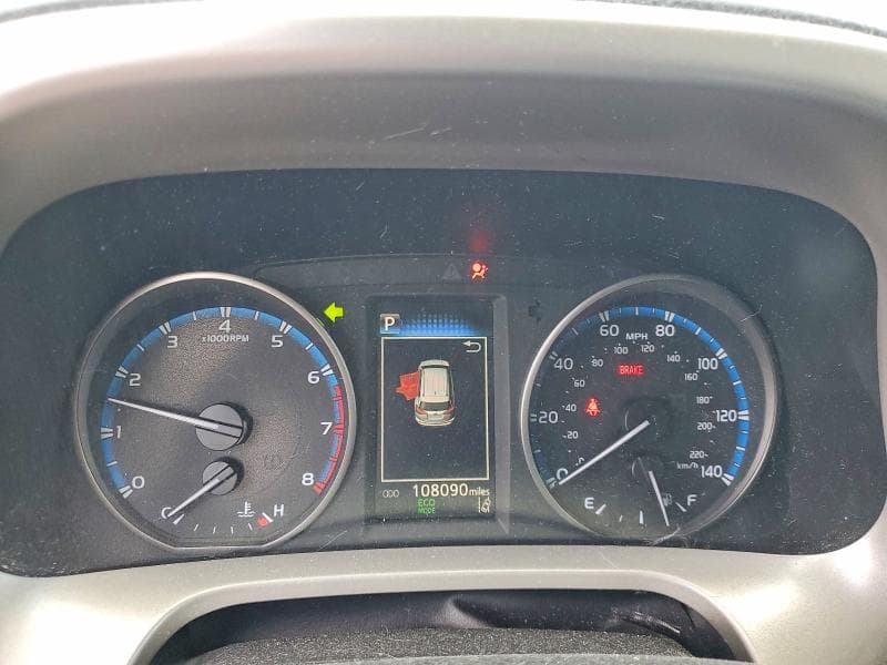 2018 TOYOTA RAV4 LE LE 9