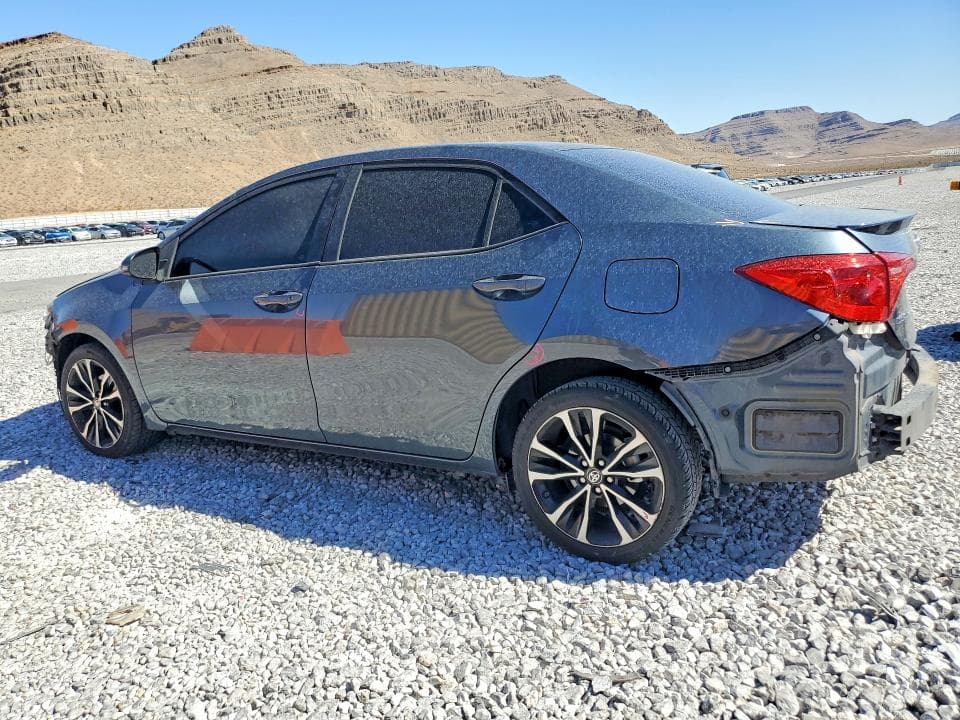 2018 TOYOTA COROLLA SE 2
