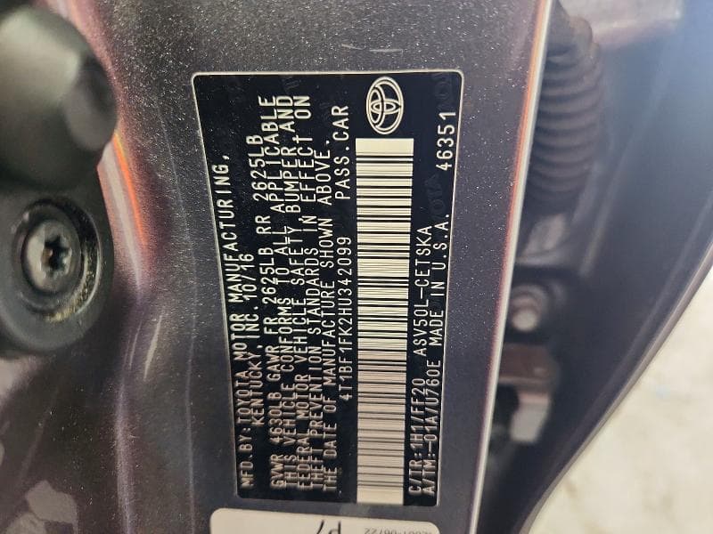 2017 TOYOTA CAMRY SE 12