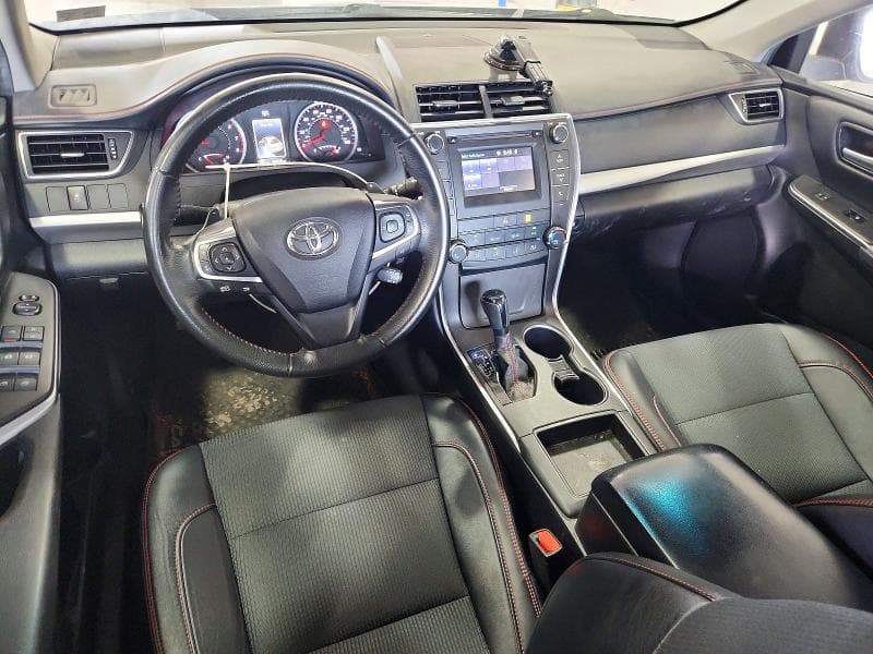 2017 TOYOTA CAMRY SE 8