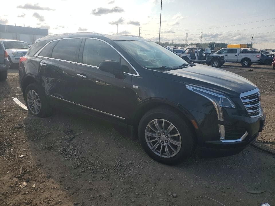 2017 CADILLAC XT5 LUXURY 4