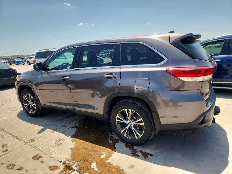 2019 TOYOTA HIGHLANDER LE PLUS 2