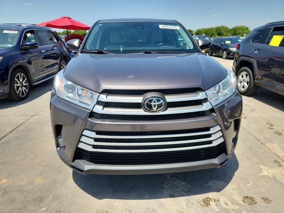 2019 TOYOTA HIGHLANDER LE PLUS 5
