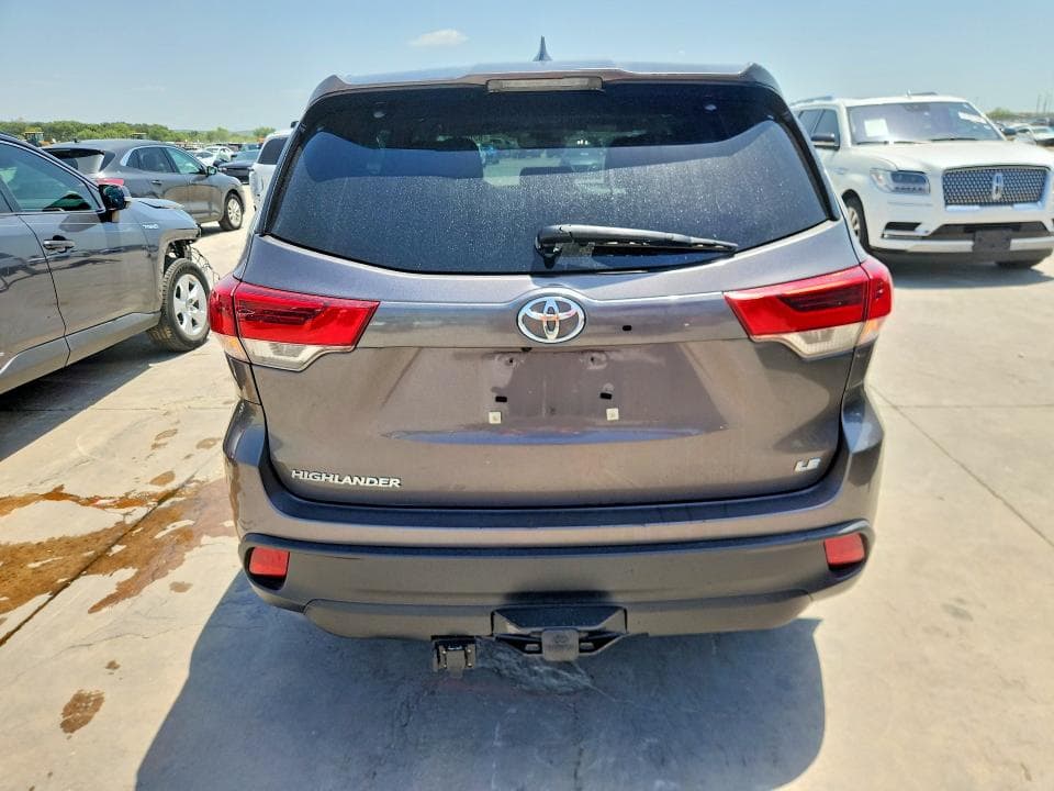 2019 TOYOTA HIGHLANDER LE PLUS 6