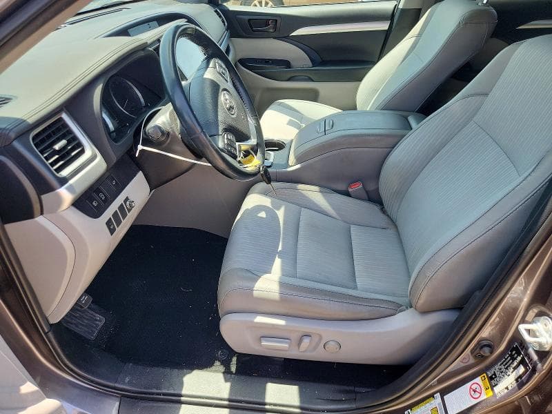 2019 TOYOTA HIGHLANDER LE PLUS 7