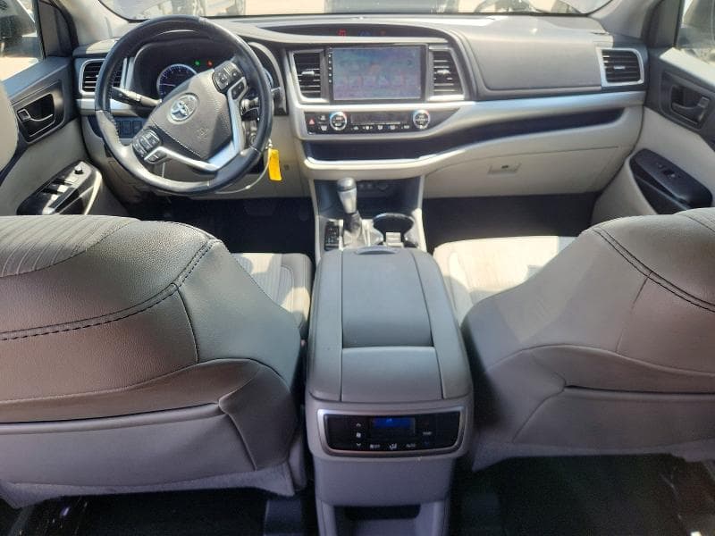 2019 TOYOTA HIGHLANDER LE PLUS 8