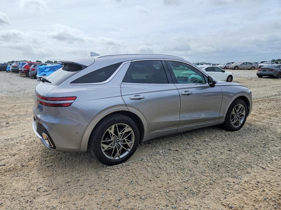 2022 GENESIS GV70 3