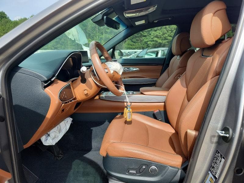 2022 GENESIS GV70 7