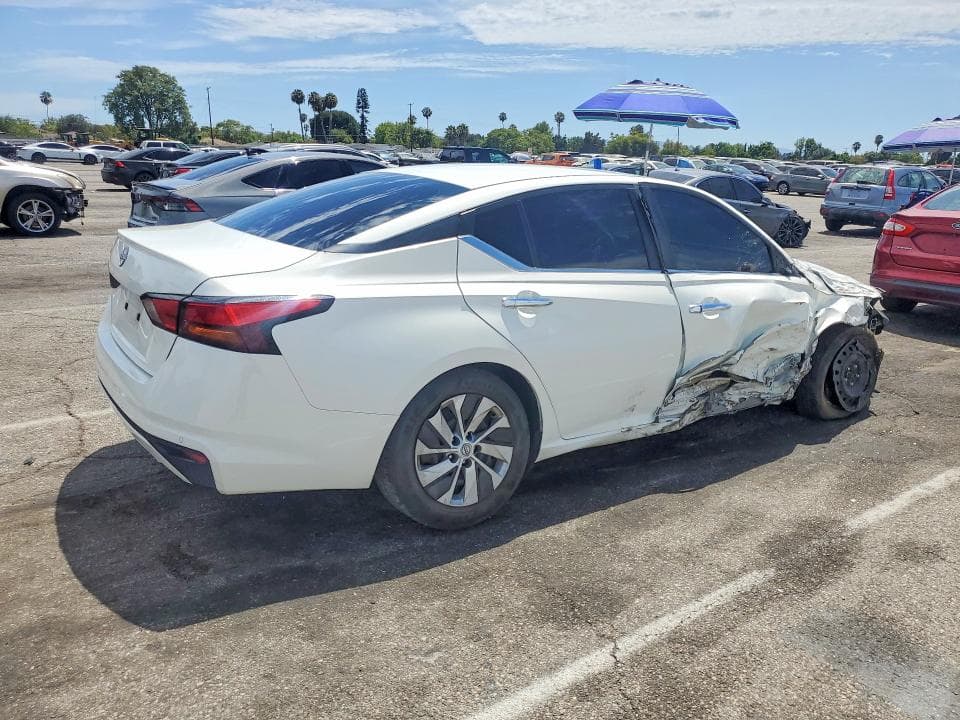 2024 NISSAN ALTIMA S 3
