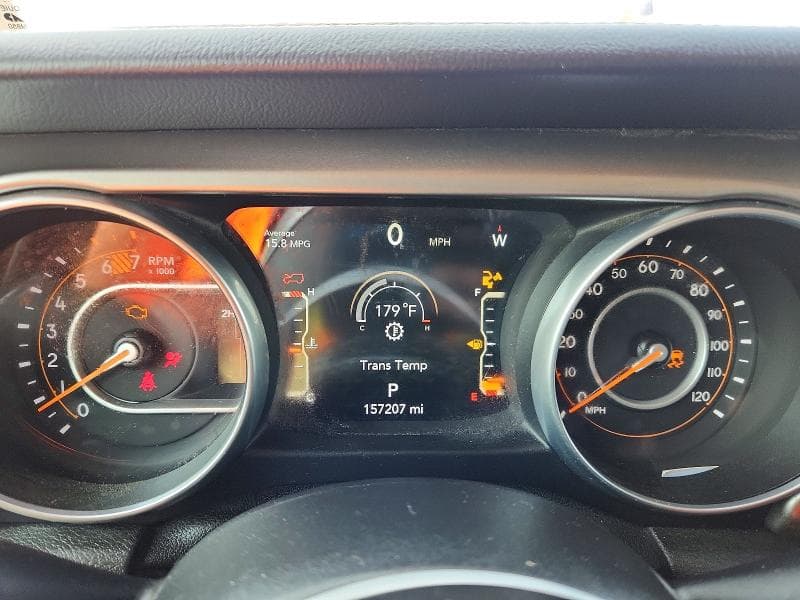 2018 JEEP WRANGLER UNLIMITED SAHARA 9