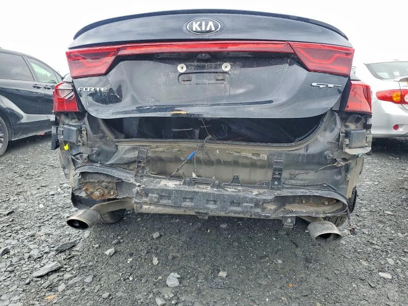 2021 KIA FORTE GT 12