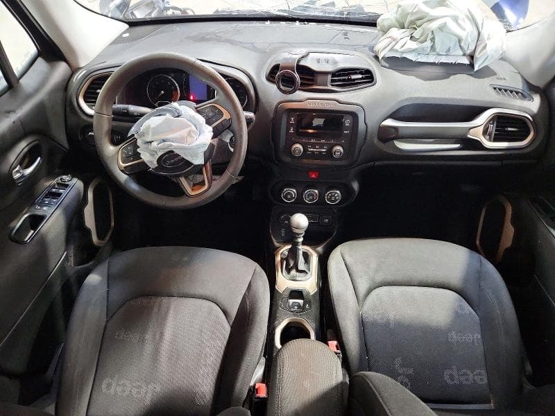2017 JEEP RENEGADE SPORT 8