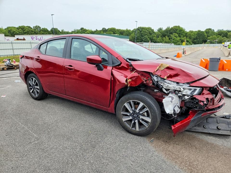 2025 NISSAN VERSA SV 4