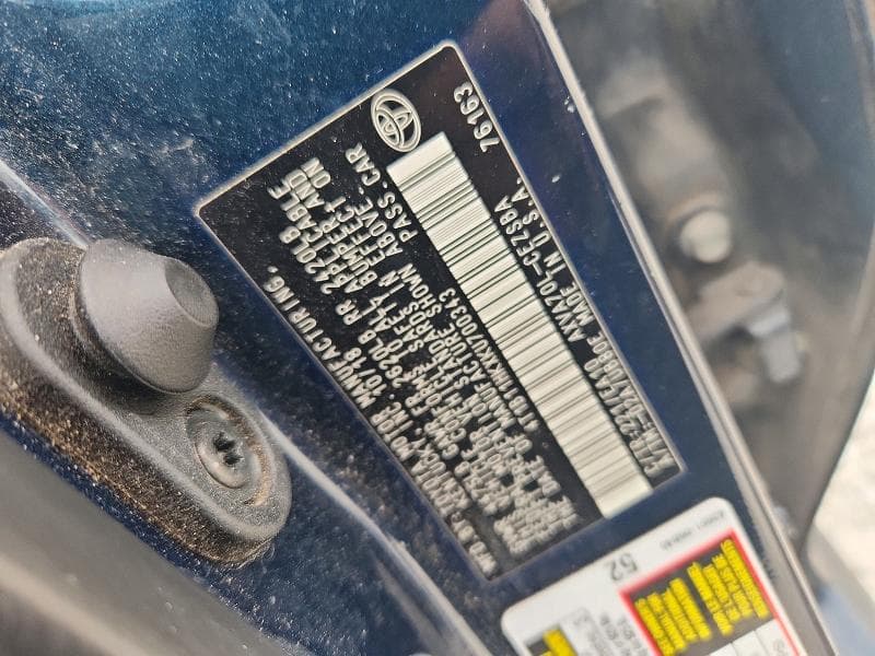 2019 TOYOTA CAMRY SE SE 12