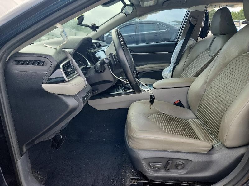 2019 TOYOTA CAMRY SE SE 7