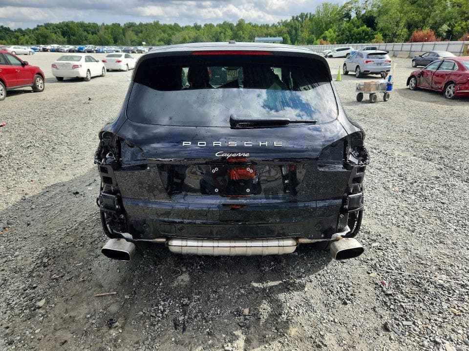 2018 PORSCHE CAYENNE 6