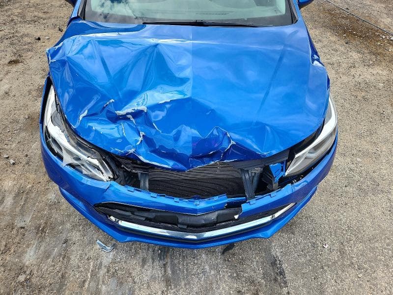 2017 CHEVROLET CRUZ LT 11