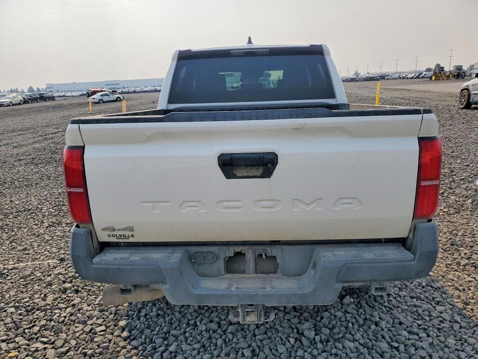 2025 TOYOTA TACOMA SR 6