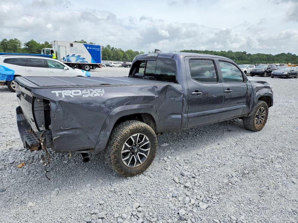 2022 TOYOTA TACOMA TRD SPORT 3