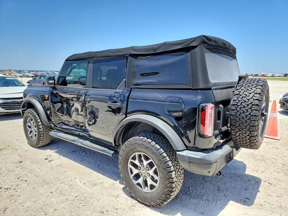 2023 FORD BRONCO BASE 2