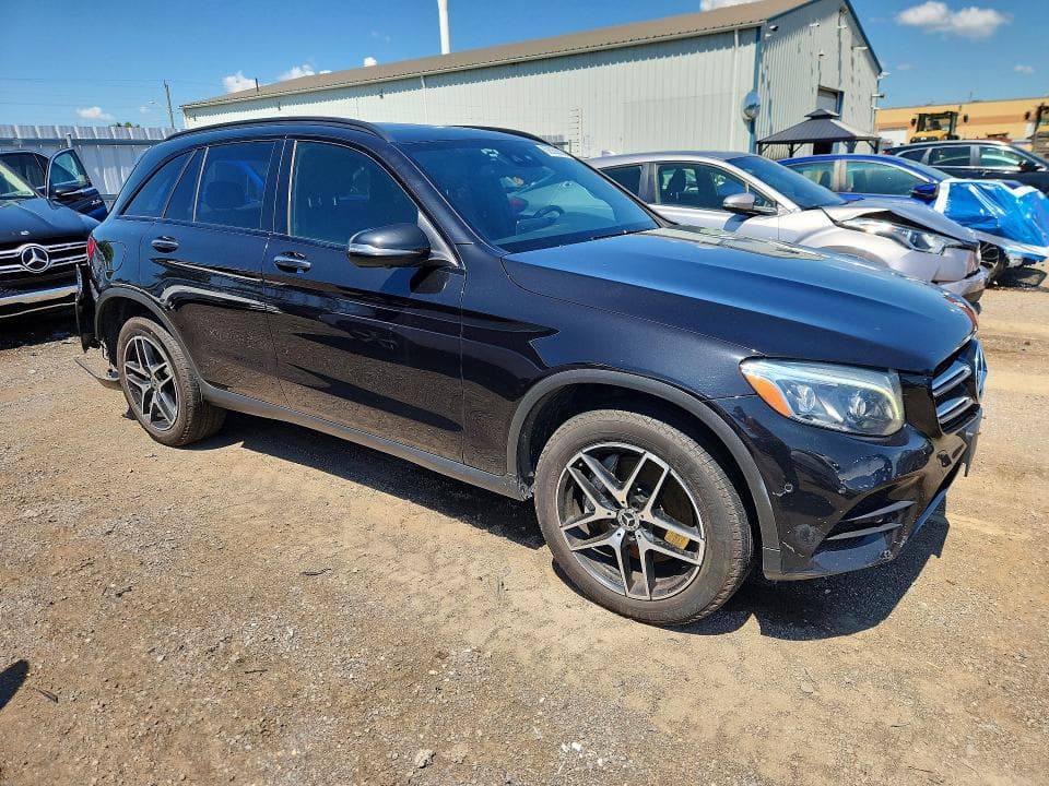 2019 MERCEDES-BENZ GLC 300 4MATIC 4