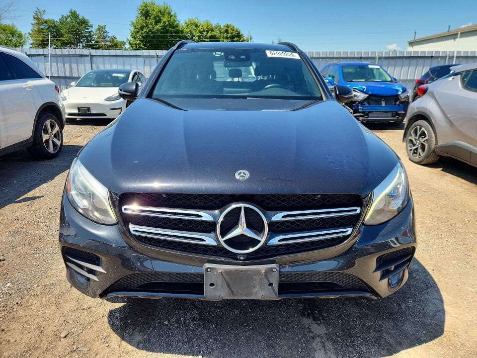 2019 MERCEDES-BENZ GLC 300 4MATIC 5