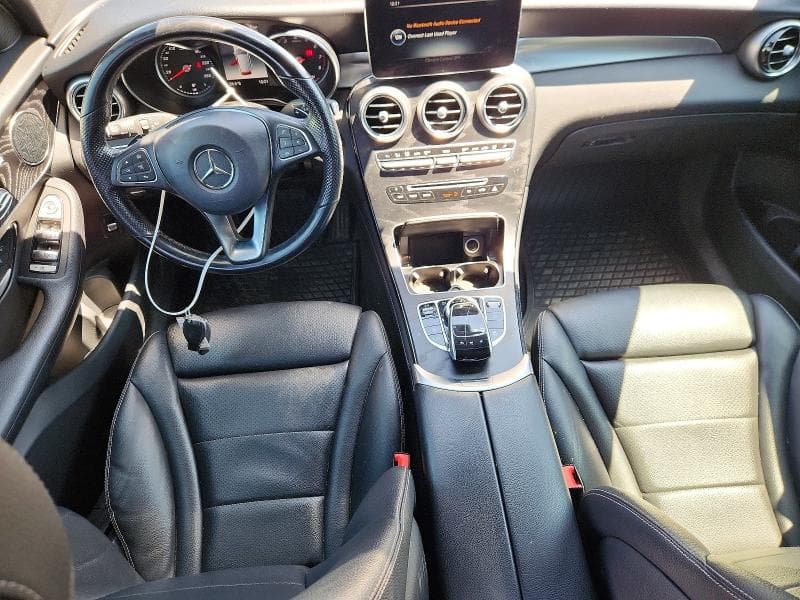 2019 MERCEDES-BENZ GLC 300 4MATIC 8