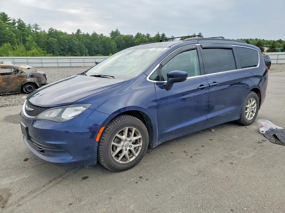 2017 CHRYSLER PACIFICA TOURING - 1