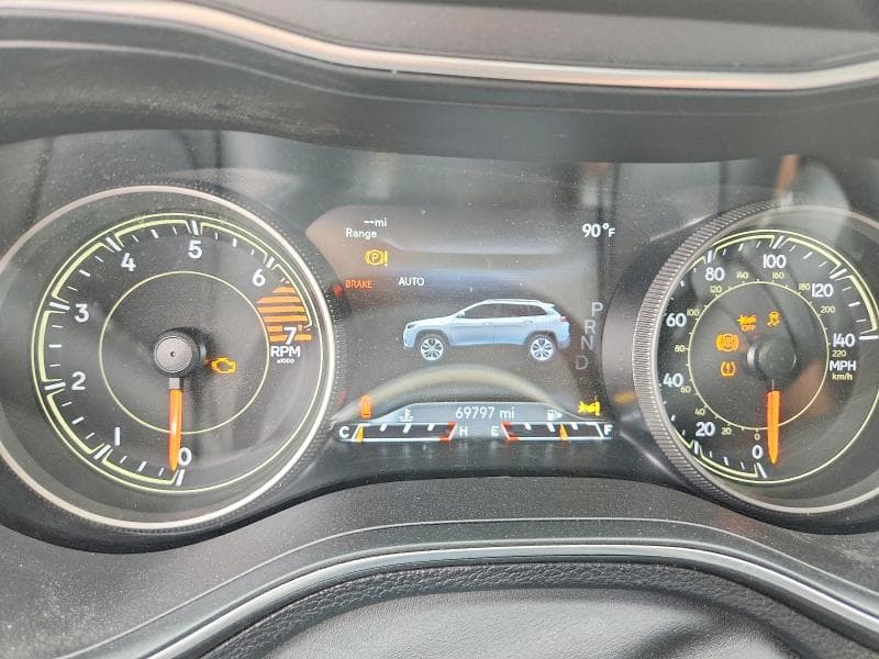 2023 JEEP CHEROKEE ALTITUDE LUX 9