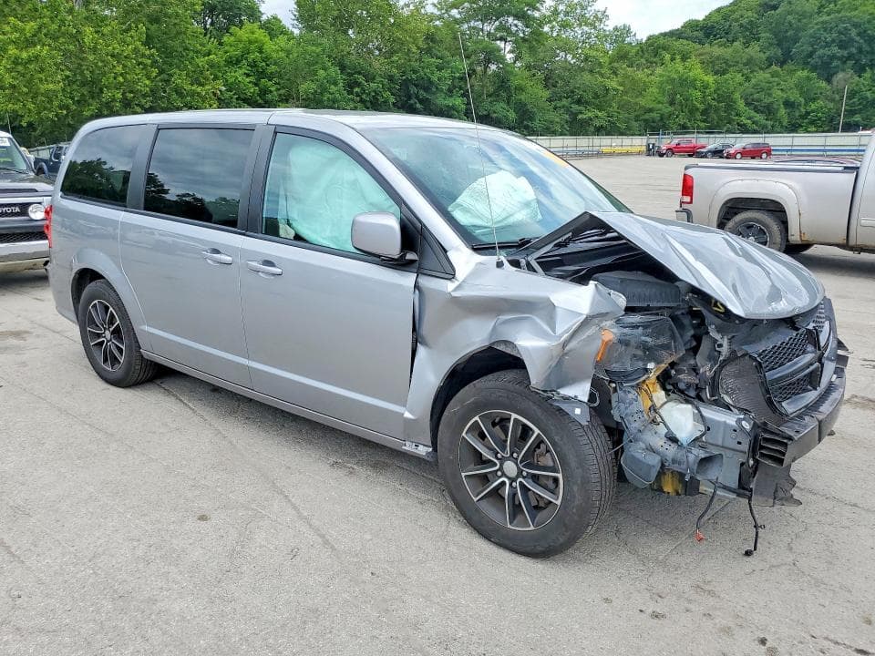 2019 DODGE GRAND CARAVAN SE 4