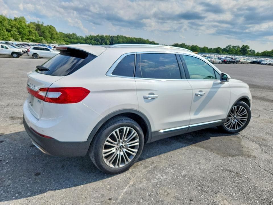 2017 LINCOLN MKX RESERVE 3