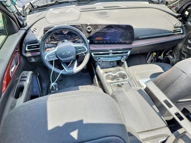 2025 CHEVROLET TRAVERSE Z71 8