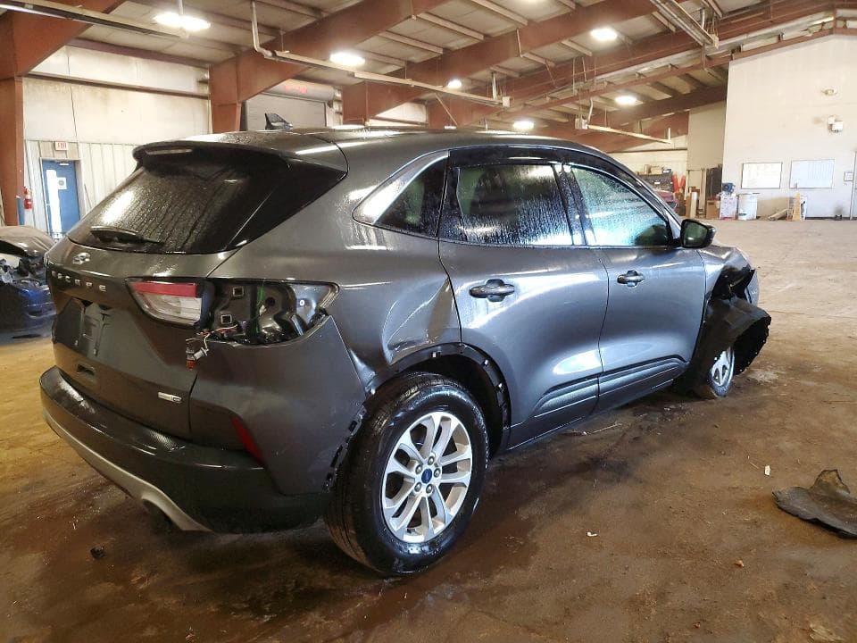 2020 FORD ESCAPE SE 3