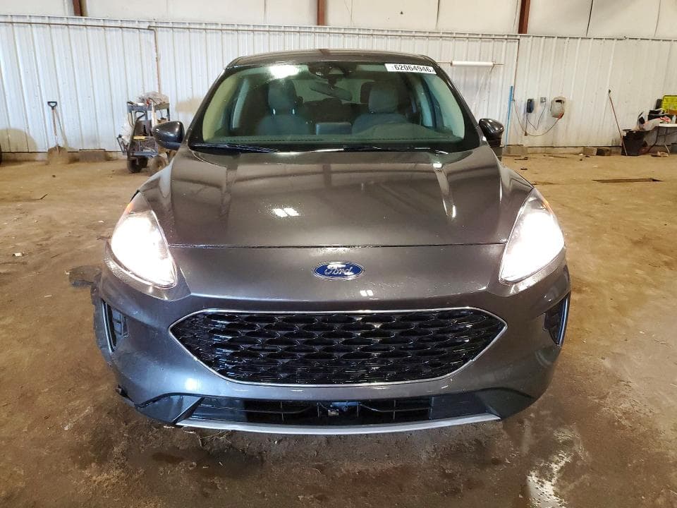 2020 FORD ESCAPE SE 5