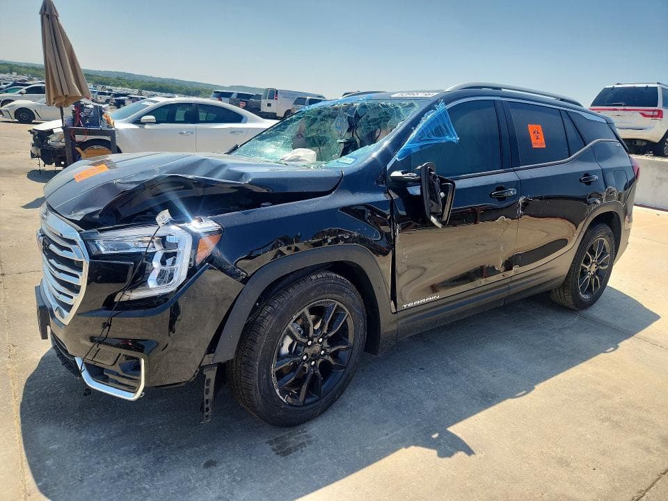 2023 GMC TERRAIN SLT - 1