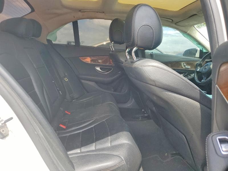 2017 MERCEDES-BENZ C 300 300 10