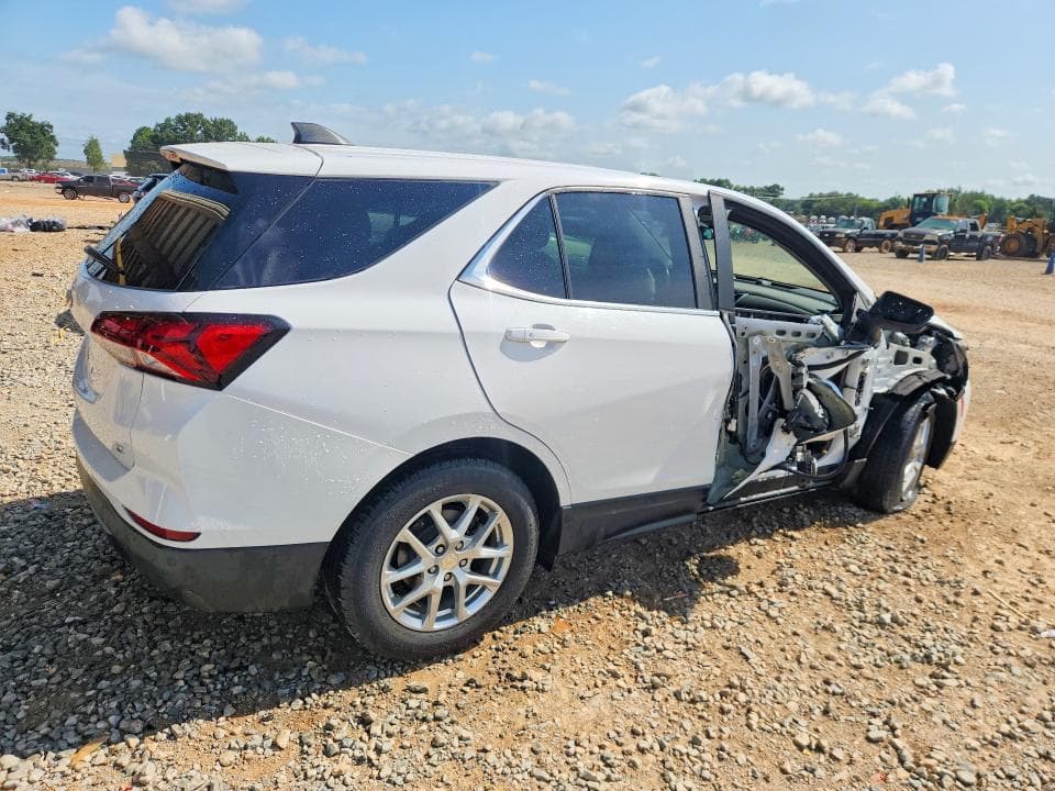 2022 CHEVROLET EQUINOX LT 3
