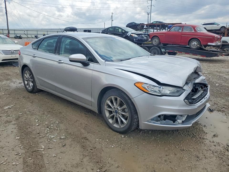 2017 FORD FUSION SE 4