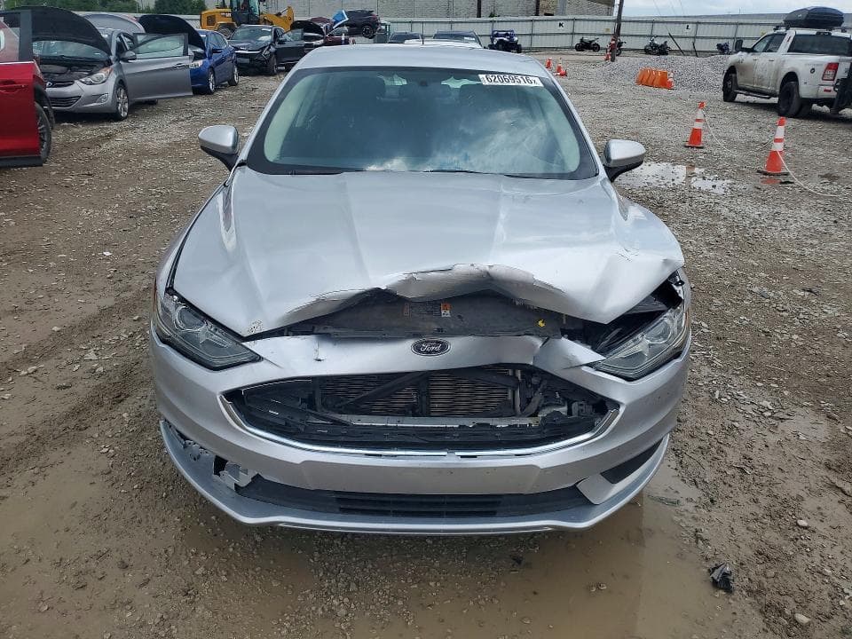 2017 FORD FUSION SE 5