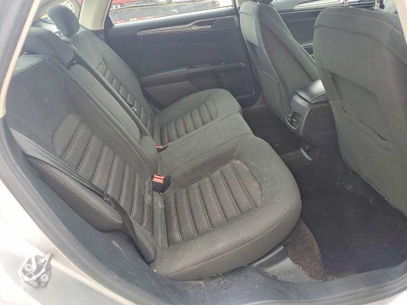 2017 FORD FUSION SE 10